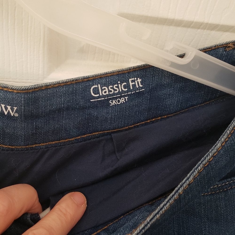 Croft & Barrow, classic fit, stretch skort, denim skort, size 10 - Picture 14 of 15